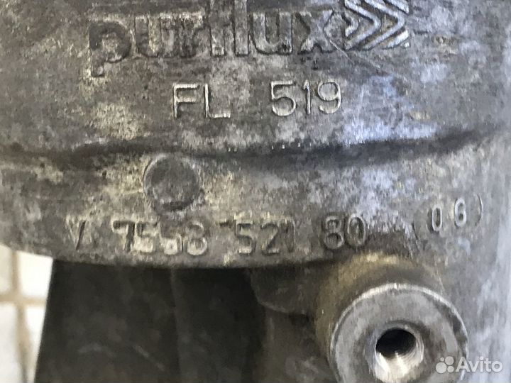 Кронштейн масляного фильтра C4 2005-2011