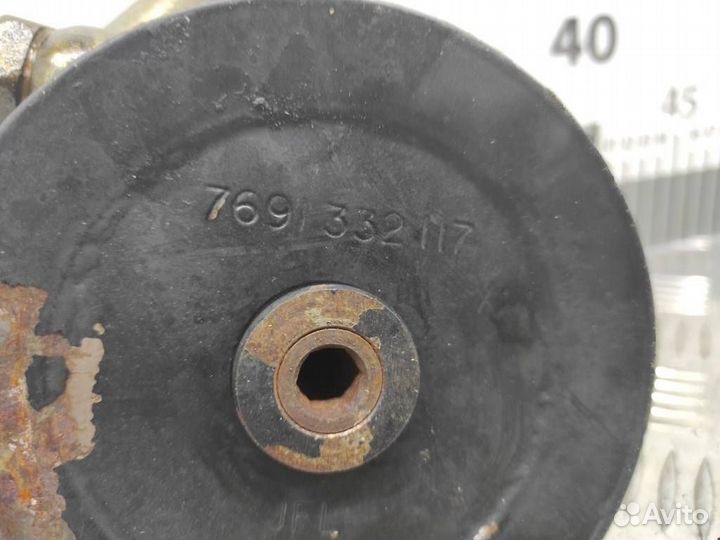 Насос гидроусилителя руля Nissan Primera P11 рест