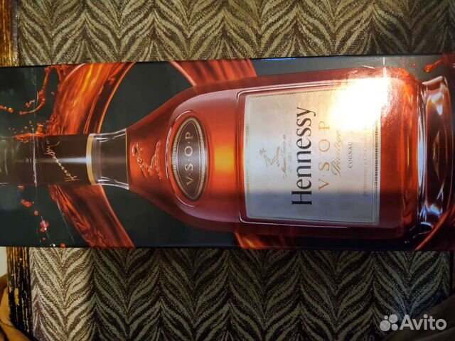 Пустая бутылка от коньяка хенесси, 1л, в коллекцию