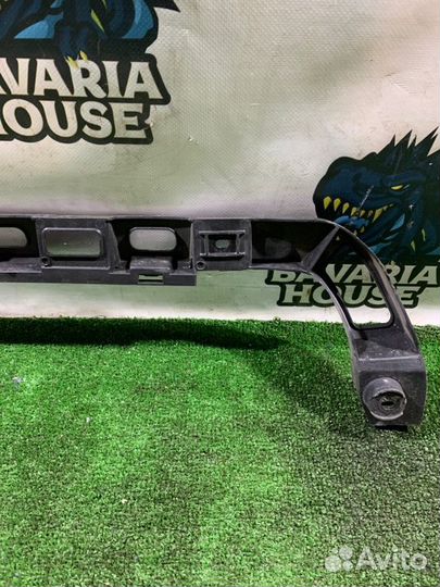 Кронштейн заднего бампера Volkswagen Passat B6 BZB