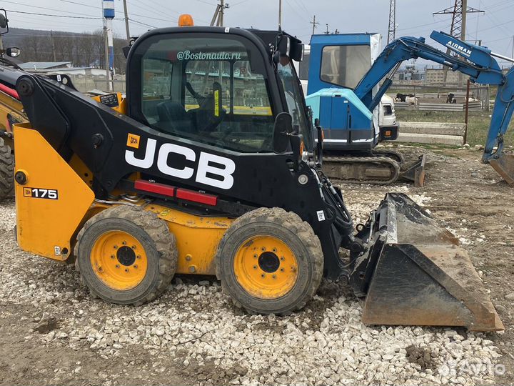 Аренда Экскаватора-погрузчика