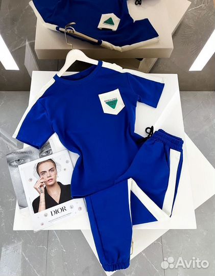 Костюм спортивный женский