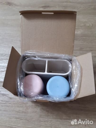 Держатель/органайзер для зубных щеток