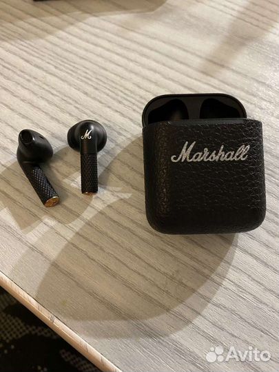 Беспроводные наушники