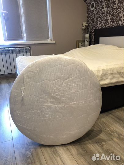 Матрас в кроватку детскую круглую