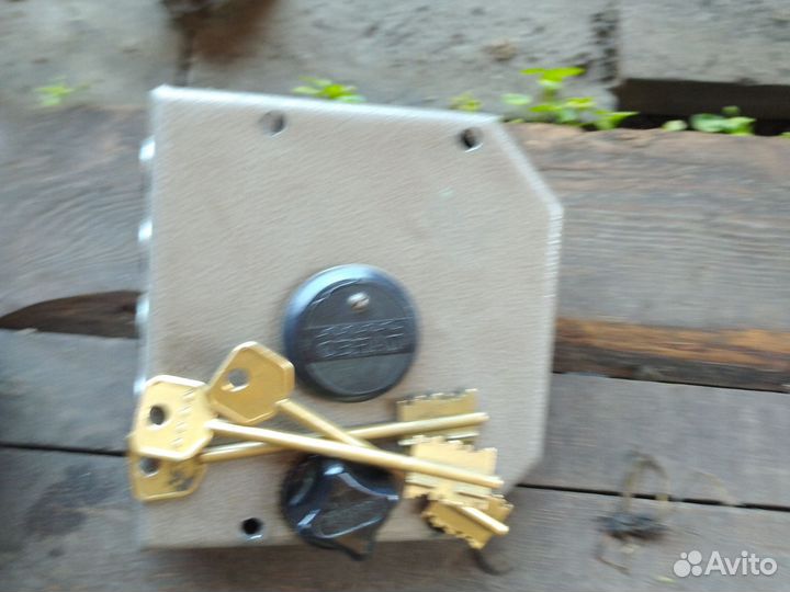 Дверной замок