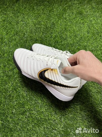 Шиповки nike tiempo