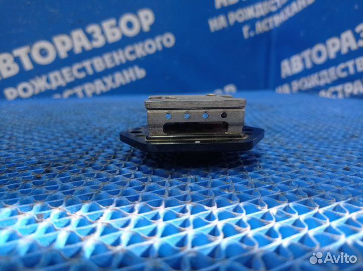 Резистор печки Mitsubishi Lancer 9 седан 4G15 2004
