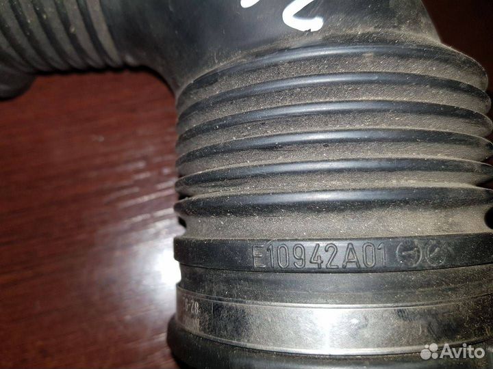 Патрубок воздушного фильтра Opel Insignia (A) 2008