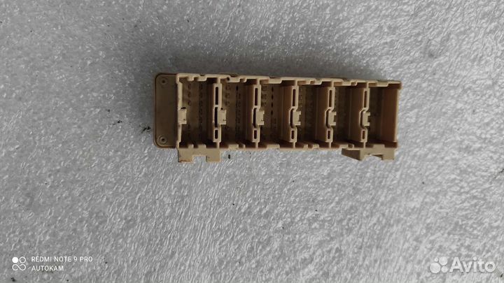 Блок предохранителей Nissan Almera N15