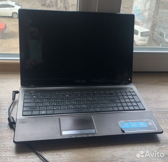 Ноутбук на запчасти