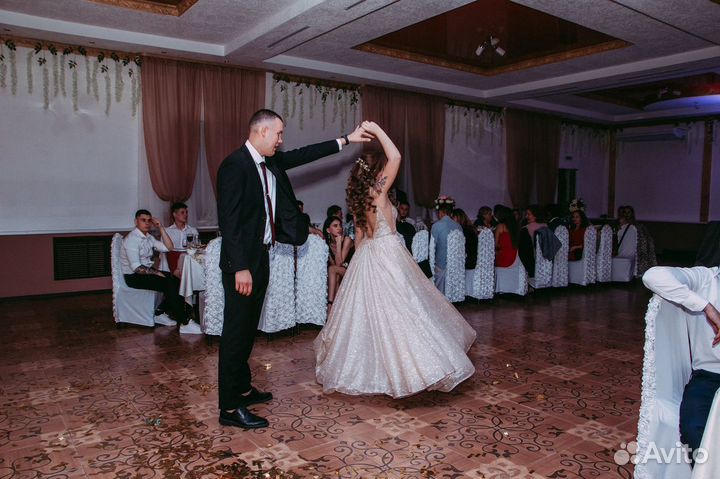 Прокат свадебных платьев