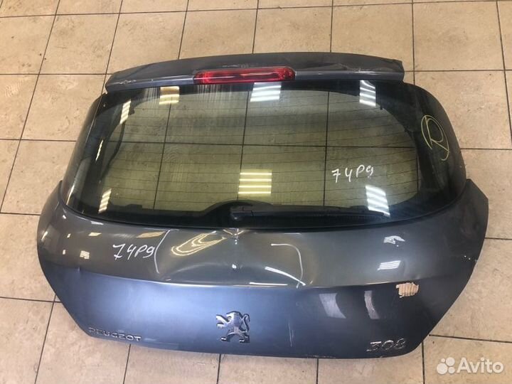 Крышка багажника Peugeot 308