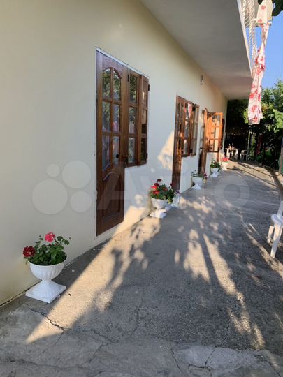 Комната 20 м² в > 9-к., 1/3 эт.