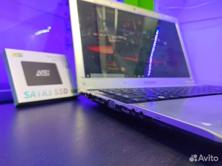 Очень быстрый ноутбук Samsung RV520 (i5/8Gb/ SSD)