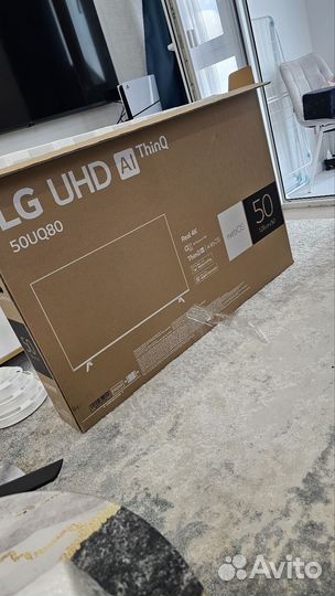 Телевизор LG 50UQ80 Битый