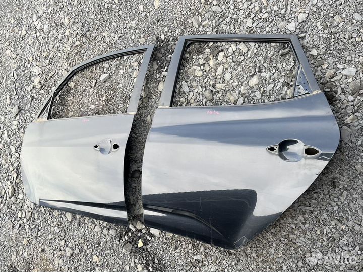 Дверь задняя левая kia venga