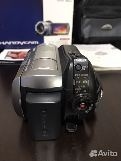 Видеокамера Sony DCR-SR220E, 60Gb