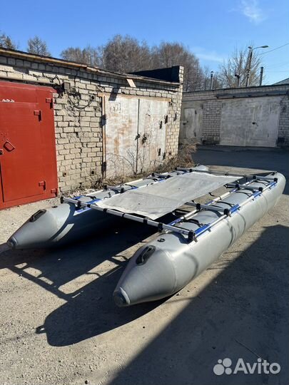 Прокат Катамаран туристический (4-6 местный)