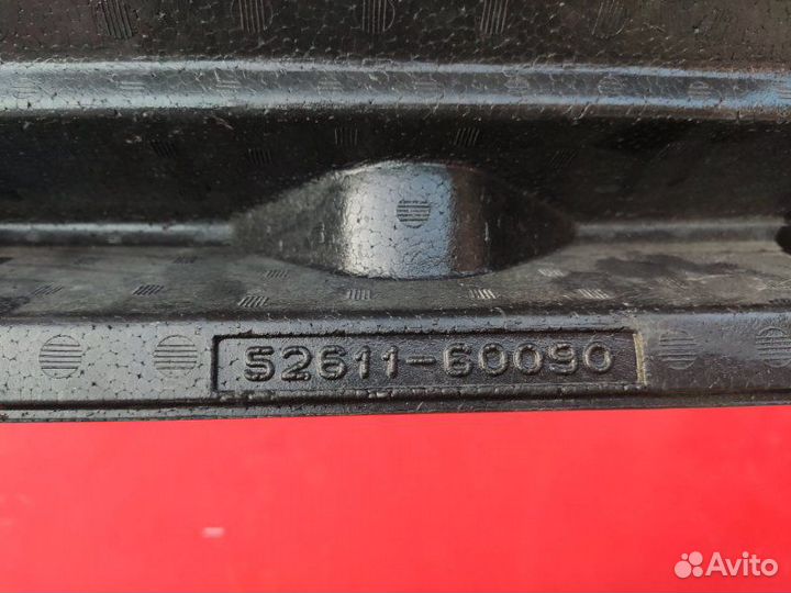 Абсорбер бампера передний Toyota Land Cruicer 200