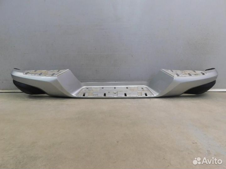 Бампер задний Mitsubishi L200