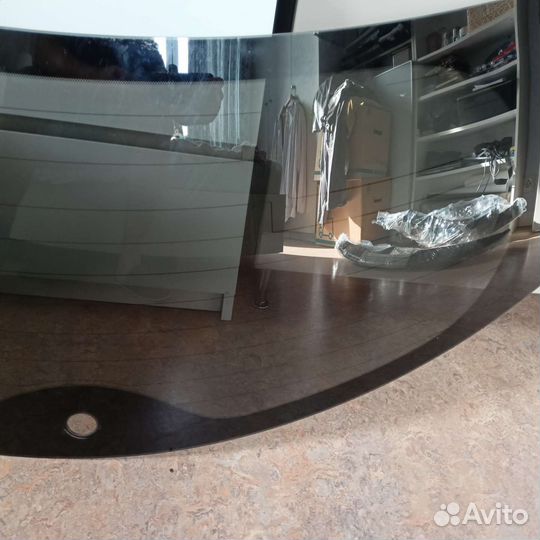 Стекло двери багажника,5 двери Nissan leaf