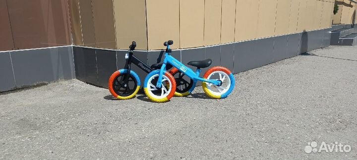 Беговел цветной