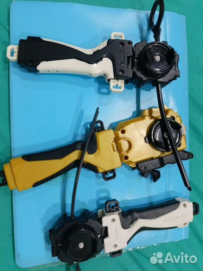 Набор BeyBlade волчков из 3 штук