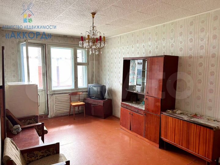 2-к. квартира, 49 м², 2/5 эт.