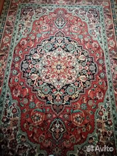 Ковер шерстяной