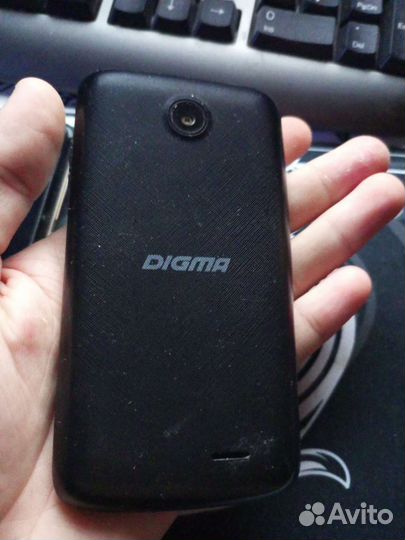 Телефон digma