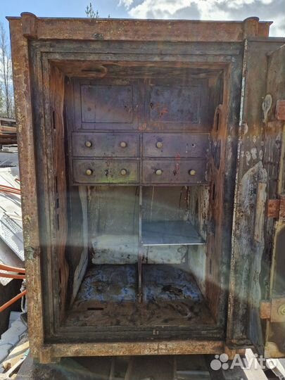 Сейф для документов