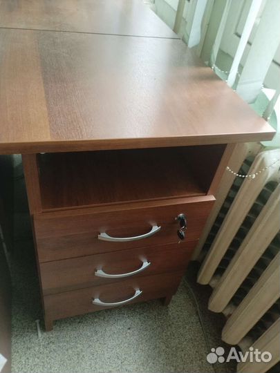 Тумбаофисная