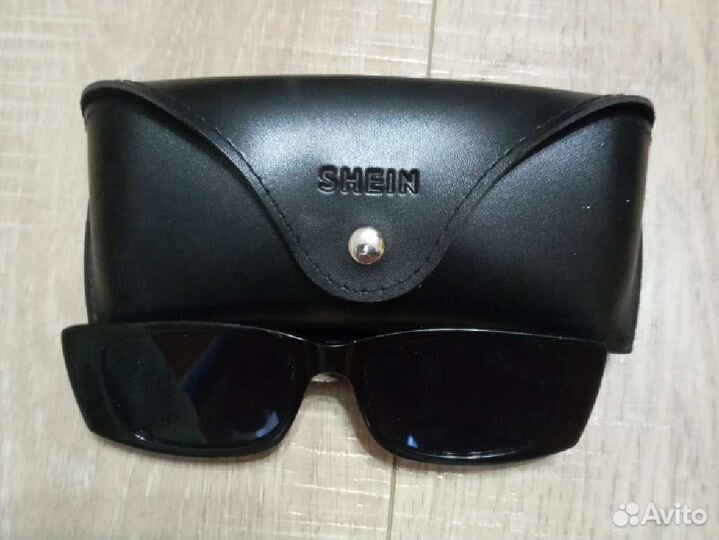 Солнцезащитные очки