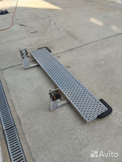 Ступенка на мерседес спритер