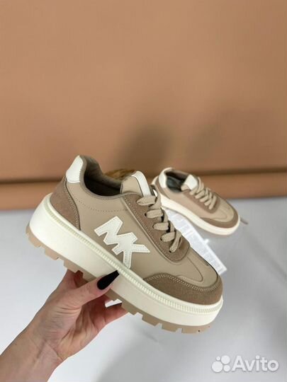 Кроссовки кеды женские