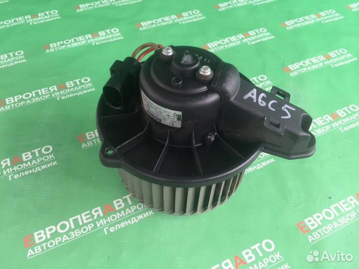 Моторчик печки Audi A6C5 2.7л 2000-2005