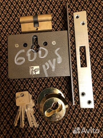 Замки дверные