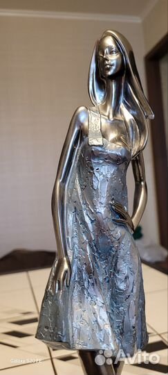 Резерв Фигура декоративная, статуэтка