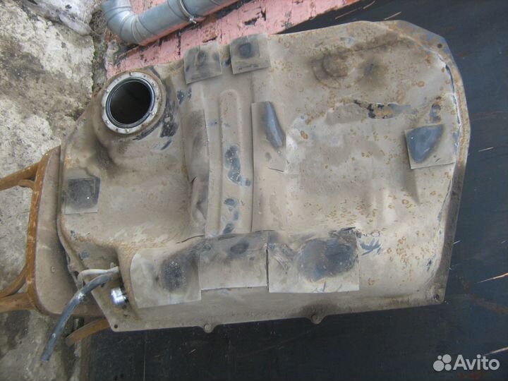 Хонда црв 1 бензобак