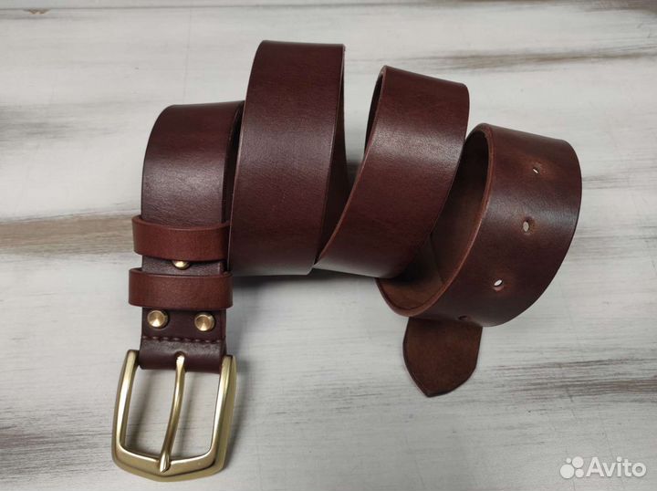 Мужской кожаный ремень ручной работы