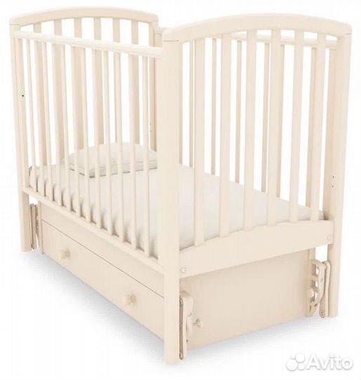 Кроватка детская Гандылян с маятником