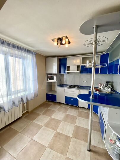 3-к. квартира, 65 м², 3/10 эт.