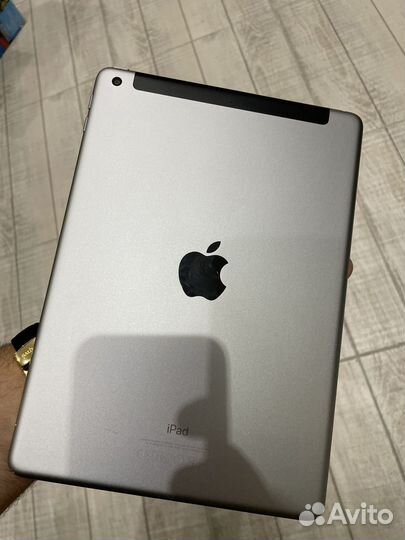 iPad 5 128gb с симкартой