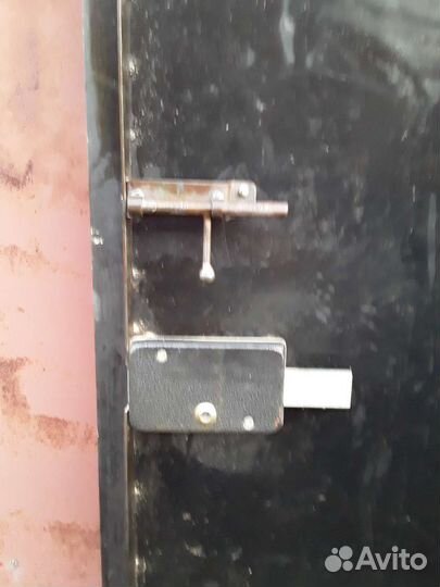 Дверь входная металлическая