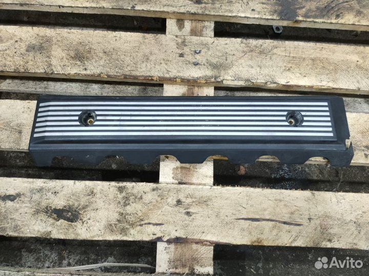 Декоративная крышка двигателя Bmw 5 E39 M52B28