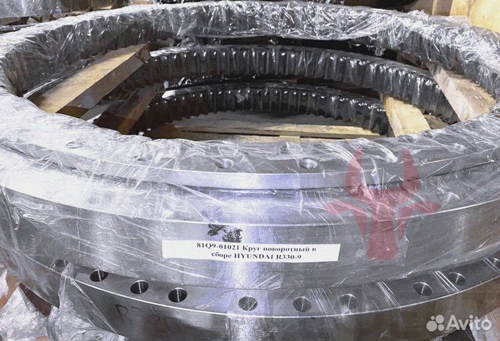 Опорно-поворотный круг Hyundai R320LC-7 81Q9-01020