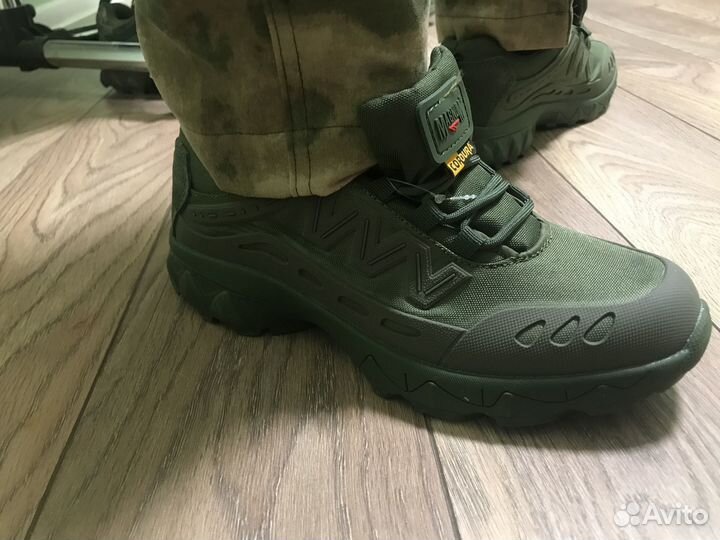 Кроссовки олива мох