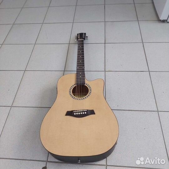 Гитара Cremona 6 струн