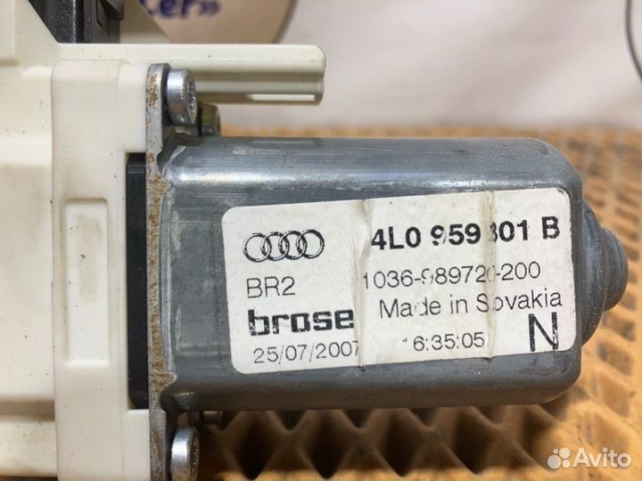 Мотор стеклоподъемника задний левый Audi Q7 4L BUG